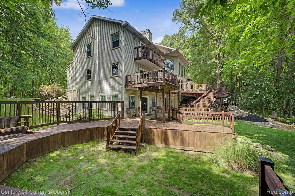 11349 Philway Court Brighton Township MI 48114