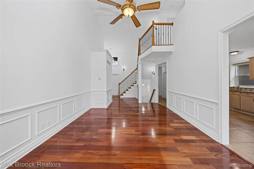 1723 Pine Forest Drive Commerce Charter Township MI 48390