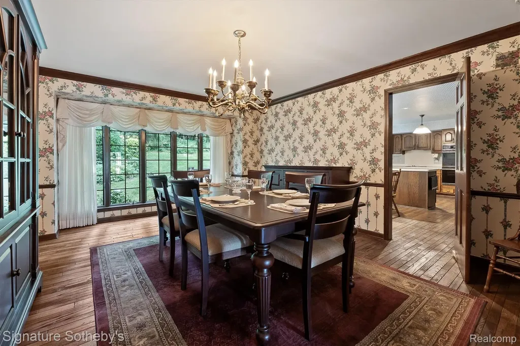 251 Woodwind Drive Bloomfield Hills City MI 48304