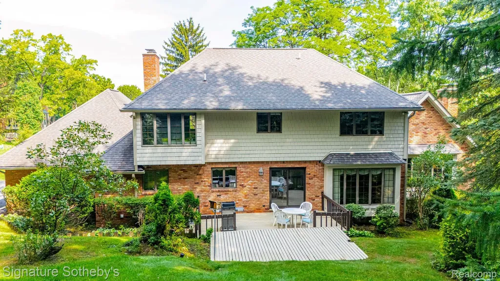 251 Woodwind Drive Bloomfield Hills City MI 48304