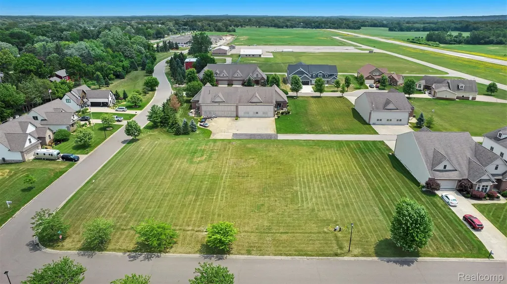 15051 Poberezny Court Fenton Charter Township MI 48451