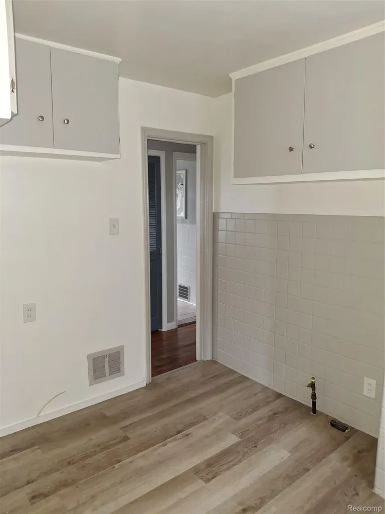 20242 Joann Street Detroit City MI 48205