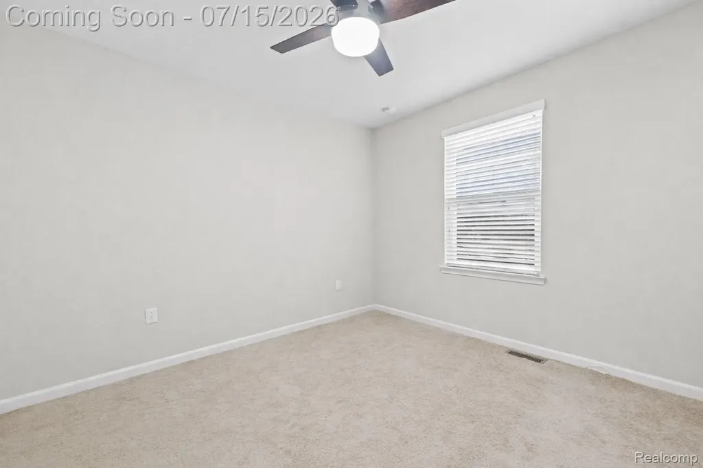 4616 Bradley Circle Troy City MI 48085