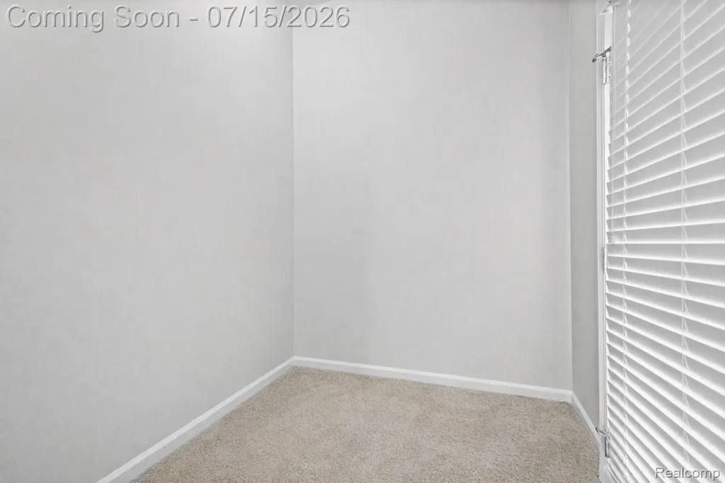 4616 Bradley Circle Troy City MI 48085