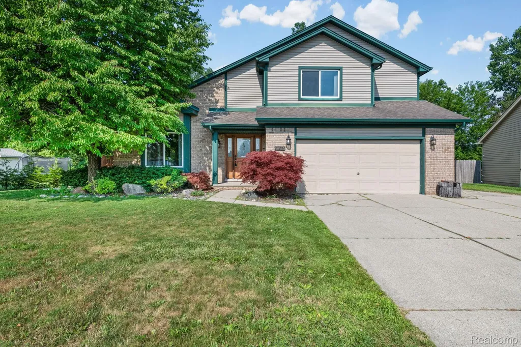 50583 Pembroke Drive Chesterfield Township MI 48047