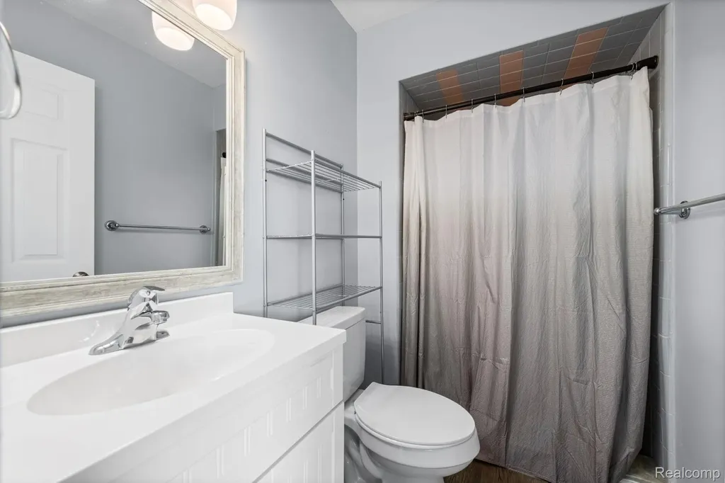 50583 Pembroke Drive Chesterfield Township MI 48047