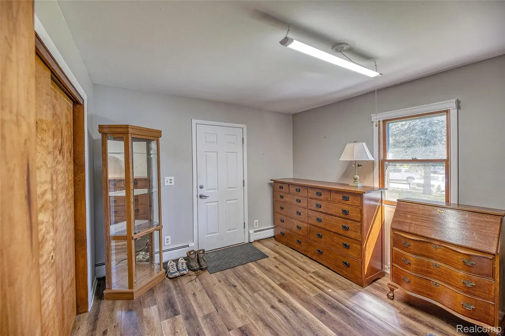 2855 Farmers Creek Road Metamora Village MI 48455