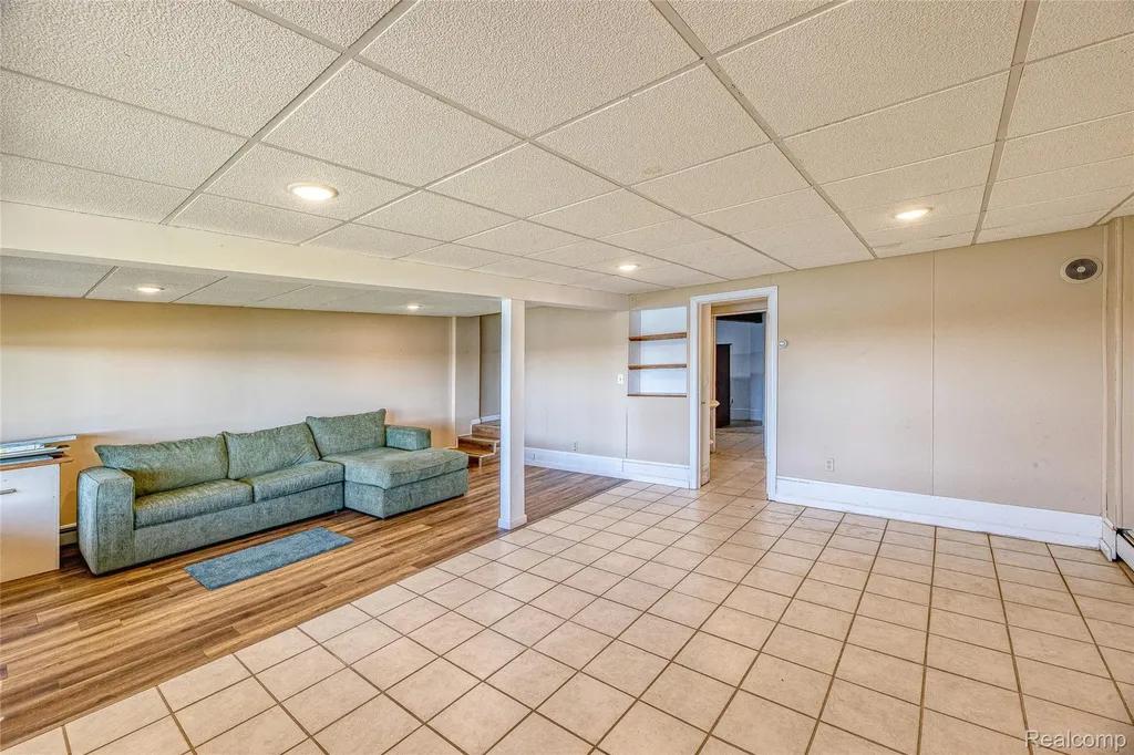 2855 Farmers Creek Road Metamora Village MI 48455