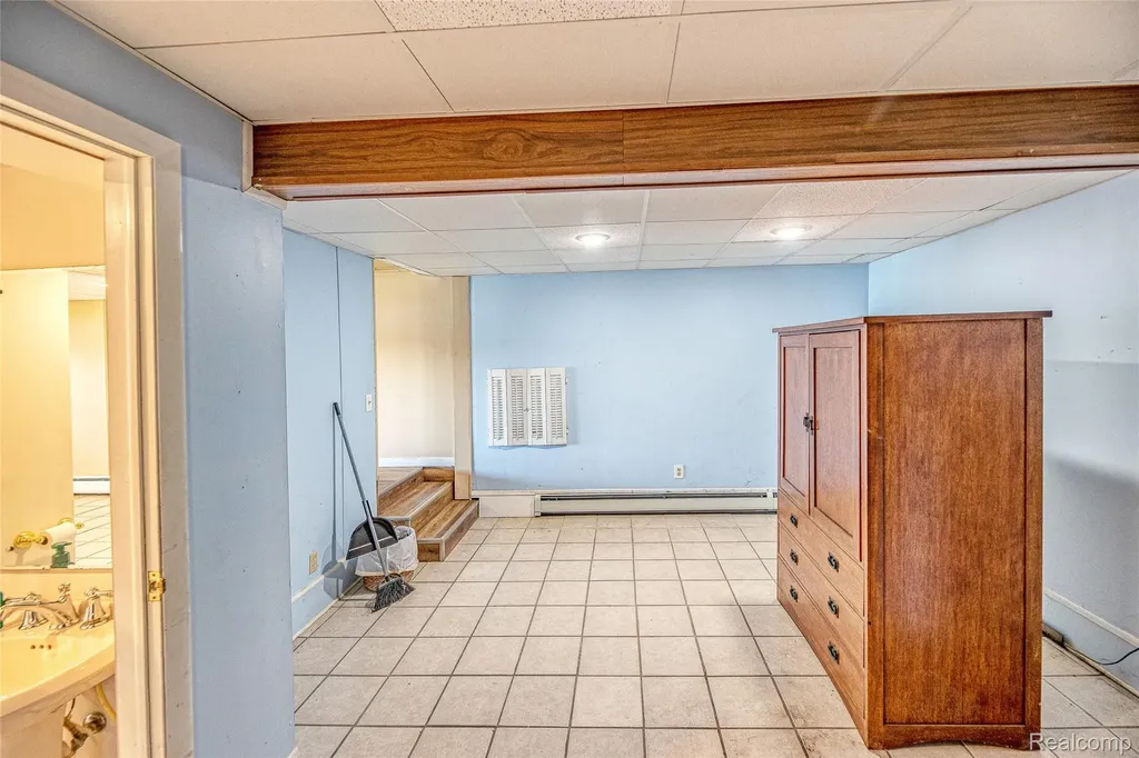 2855 Farmers Creek Road Metamora Village MI 48455