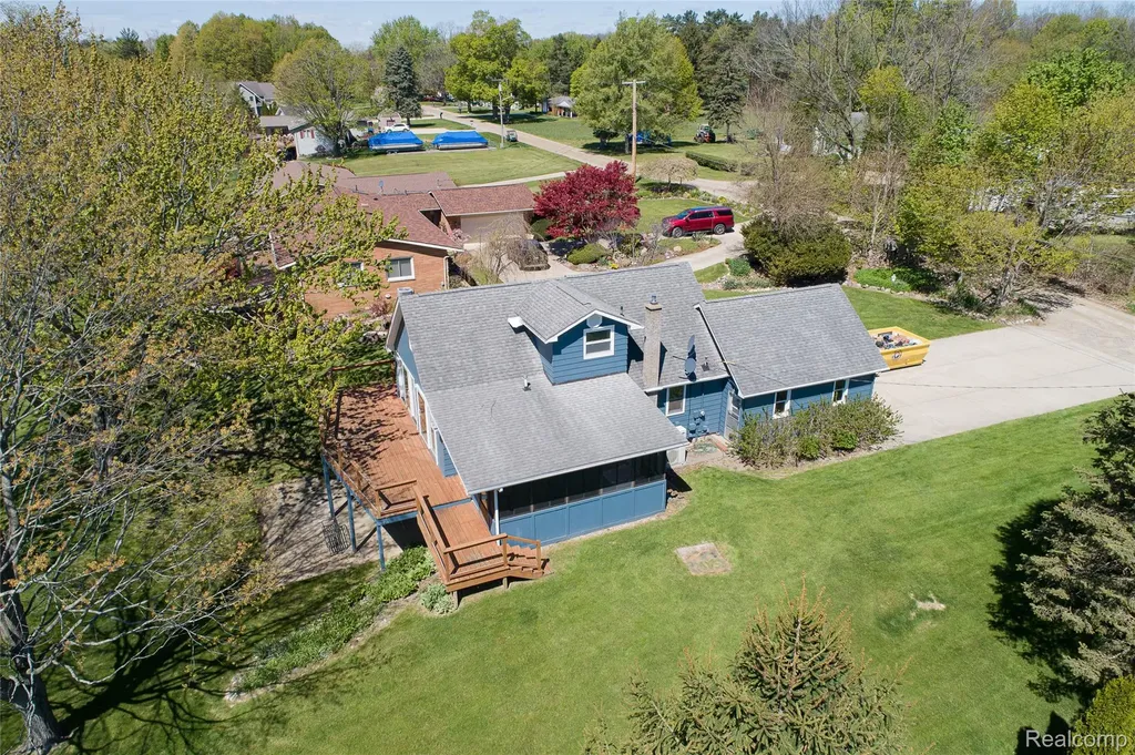 2855 Farmers Creek Road Metamora Village MI 48455