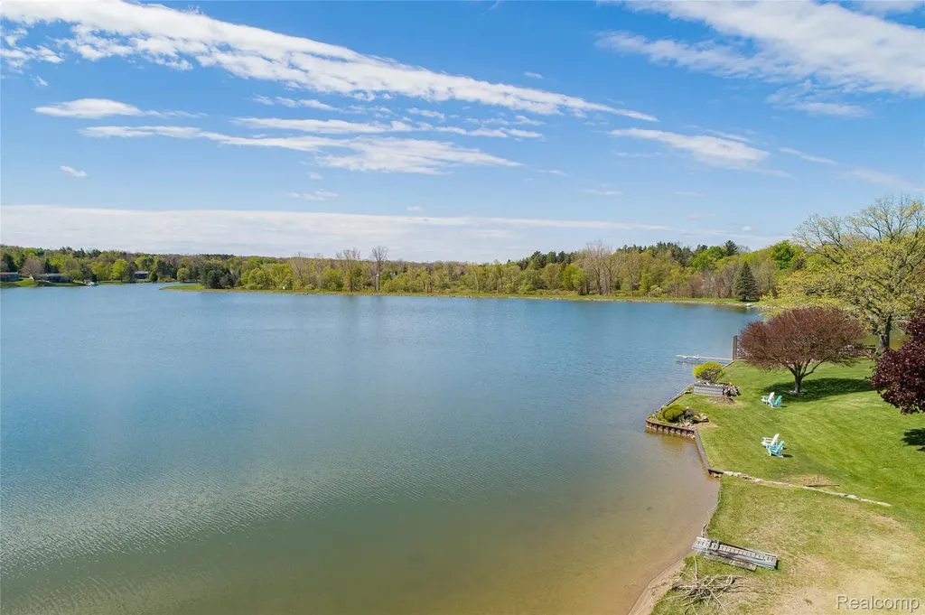 2855 Farmers Creek Road Metamora Village MI 48455