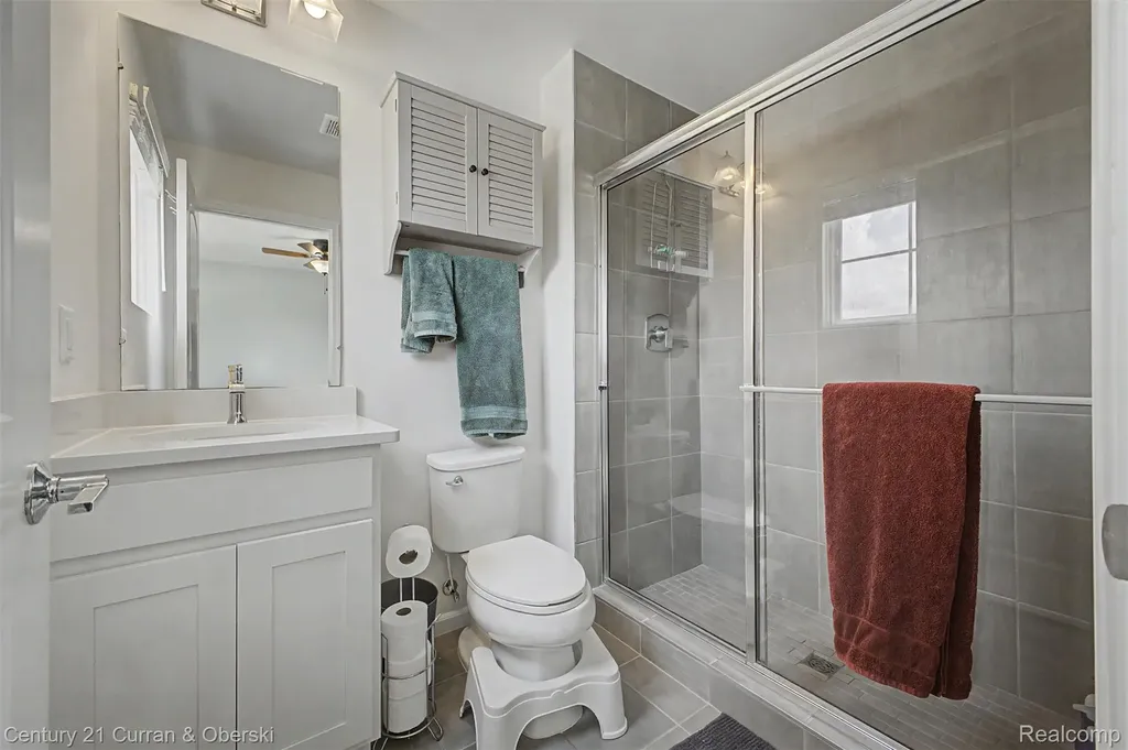 24256 Oak Ridge Boulevard Lyon Charter Township MI 48178