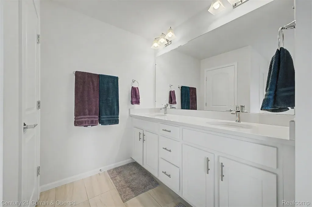 24256 Oak Ridge Boulevard Lyon Charter Township MI 48178