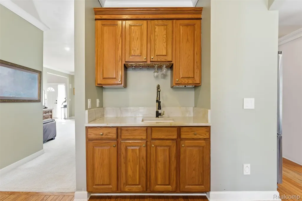 28690 Wintergreen Court Farmington Hills City MI 48331