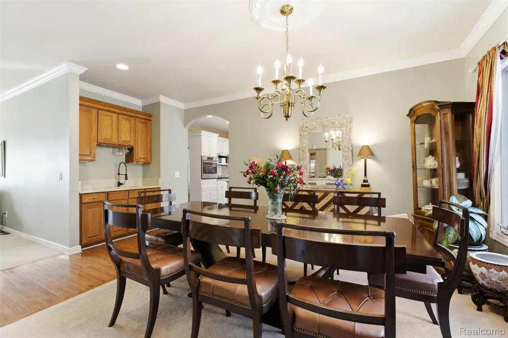 28690 Wintergreen Court Farmington Hills City MI 48331