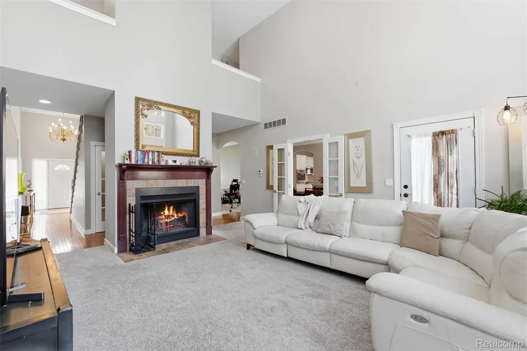 28690 Wintergreen Court Farmington Hills City MI 48331