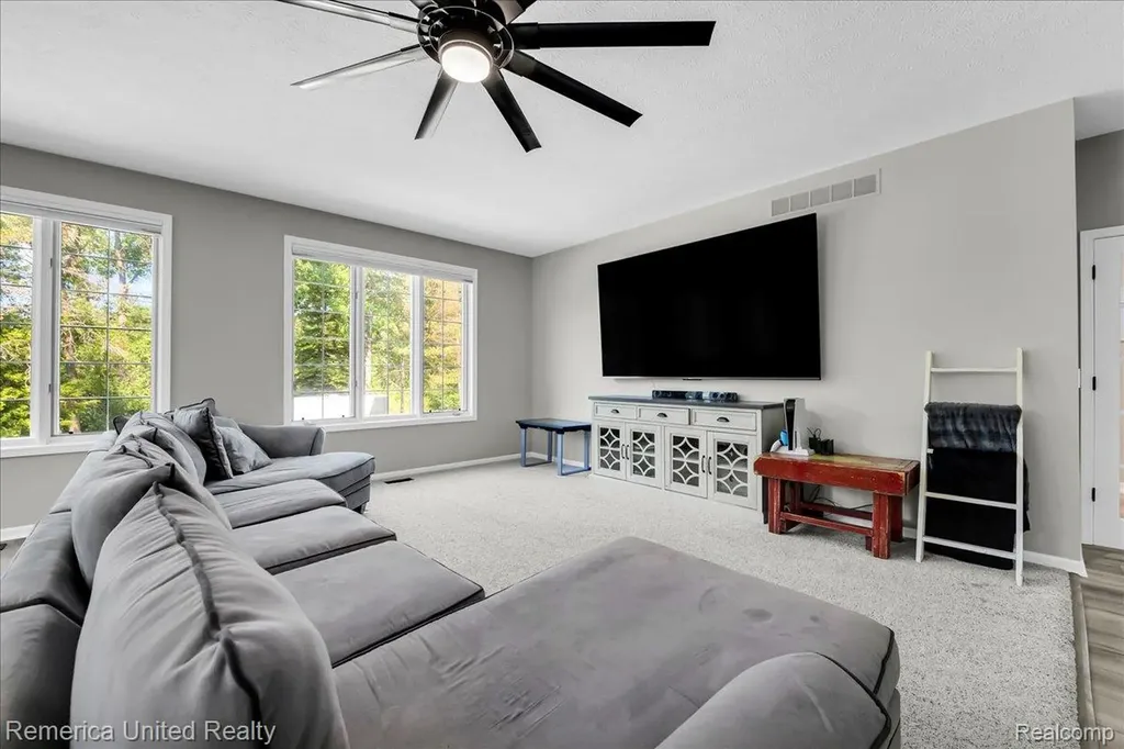 9438 Deer Creek Court Brighton Township MI 48114