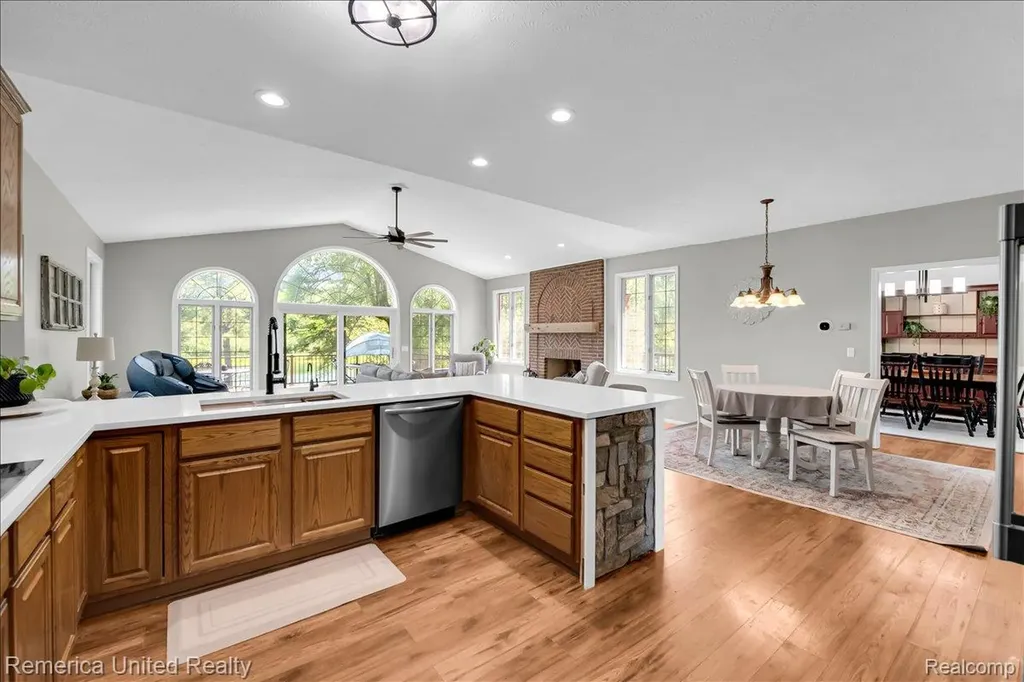 9438 Deer Creek Court Brighton Township MI 48114