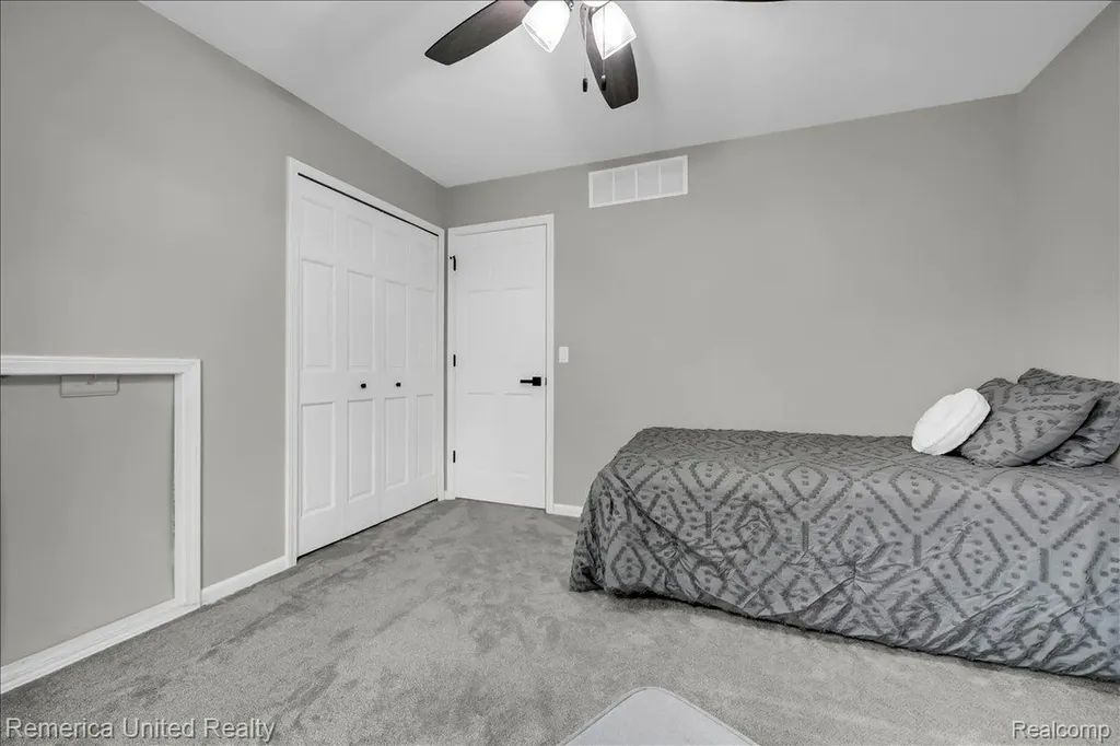 9438 Deer Creek Court Brighton Township MI 48114