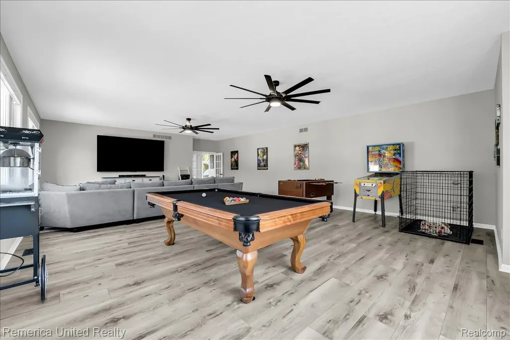 9438 Deer Creek Court Brighton Township MI 48114