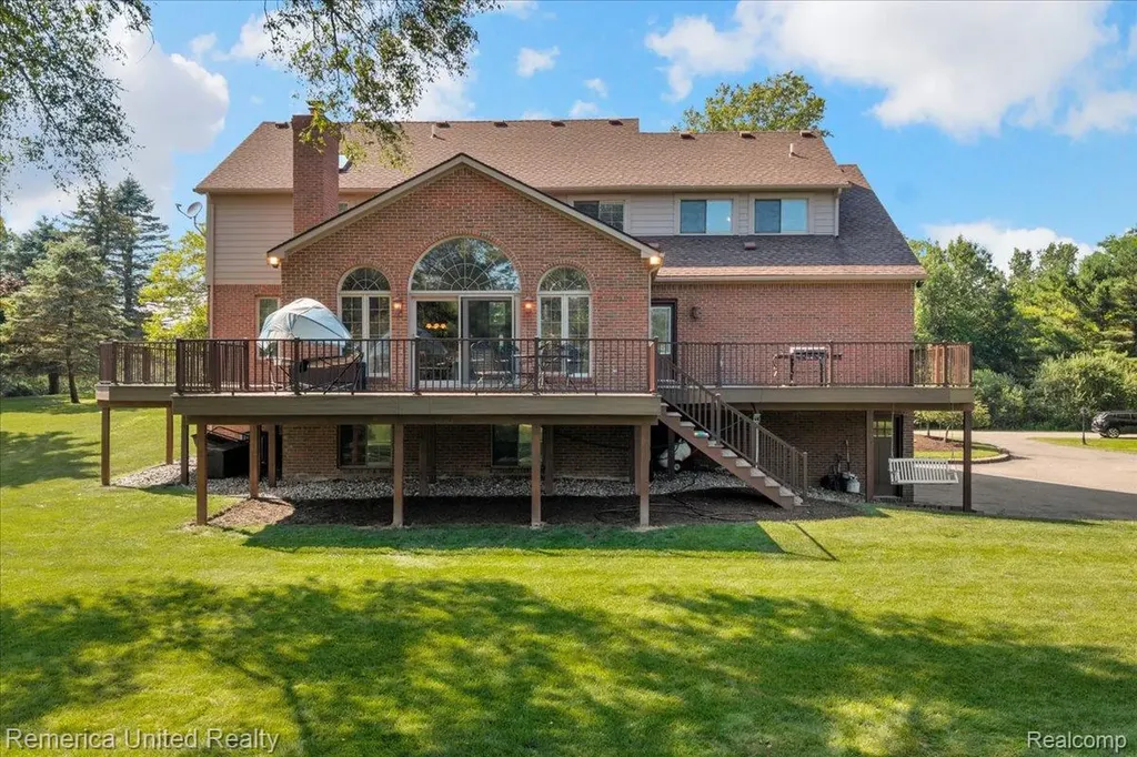 9438 Deer Creek Court Brighton Township MI 48114