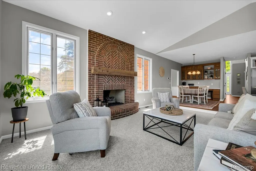 9438 Deer Creek Court Brighton Township MI 48114