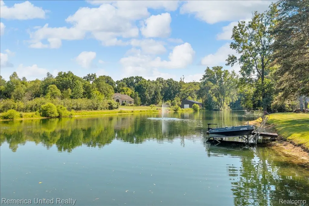 9438 Deer Creek Court Brighton Township MI 48114