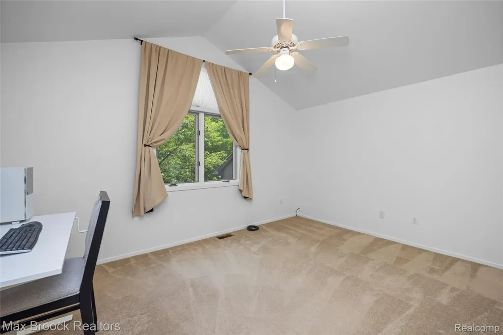 4860 Lagoons Circle West Bloomfield Charter Township MI 48323