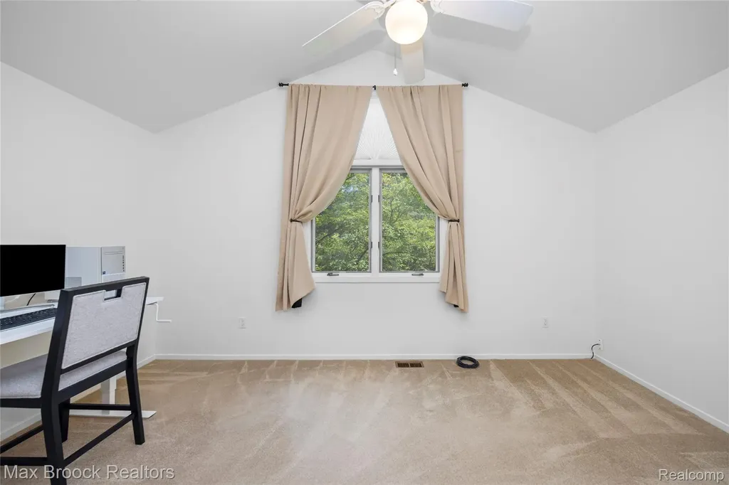 4860 Lagoons Circle West Bloomfield Charter Township MI 48323