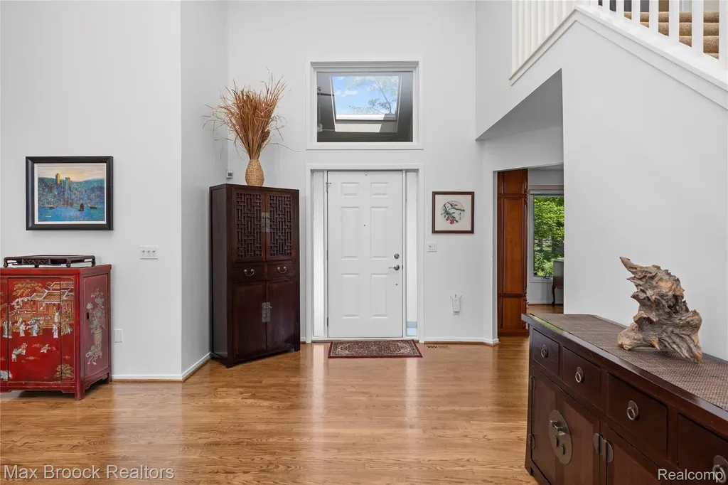 4860 Lagoons Circle West Bloomfield Charter Township MI 48323