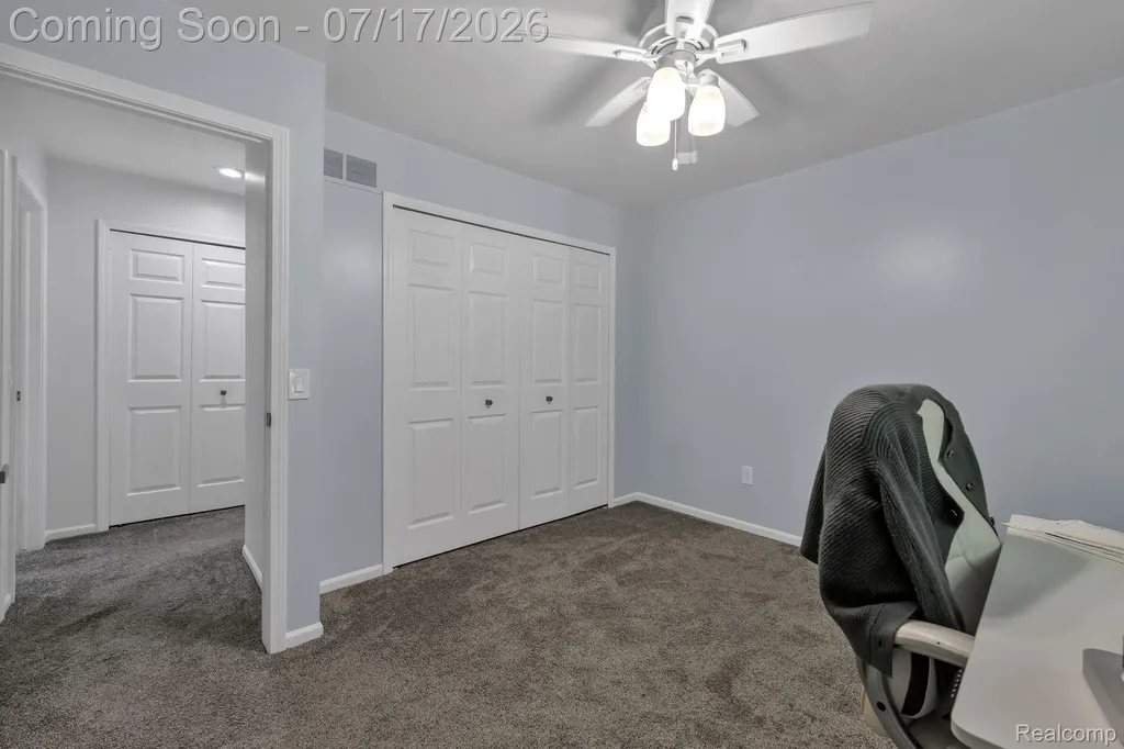 6081 Beachwood Drive West Bloomfield Charter Township MI 48324