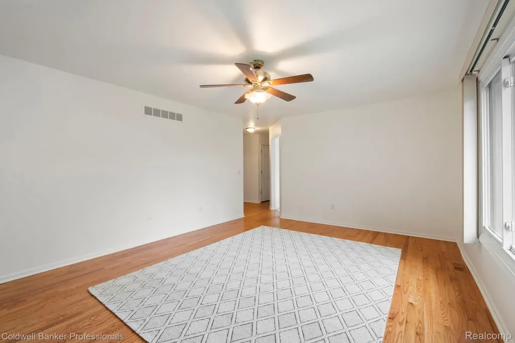 45846 Rockledge Drive Plymouth Charter Township MI 48170