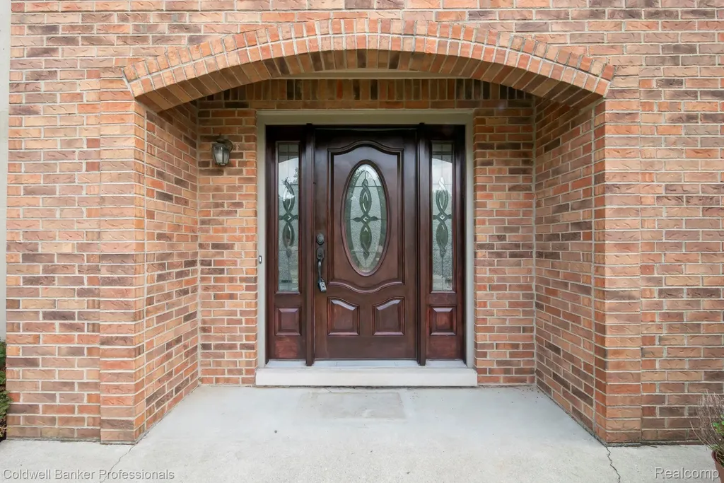 45846 Rockledge Drive Plymouth Charter Township MI 48170
