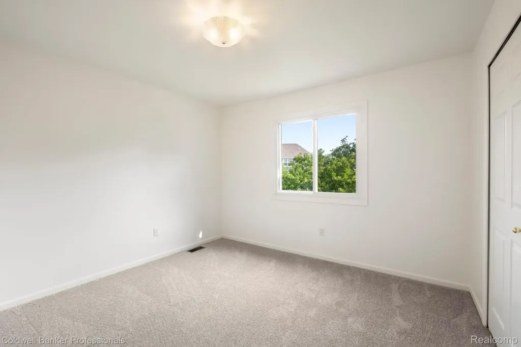 45846 Rockledge Drive Plymouth Charter Township MI 48170