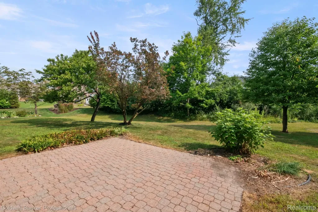 45846 Rockledge Drive Plymouth Charter Township MI 48170