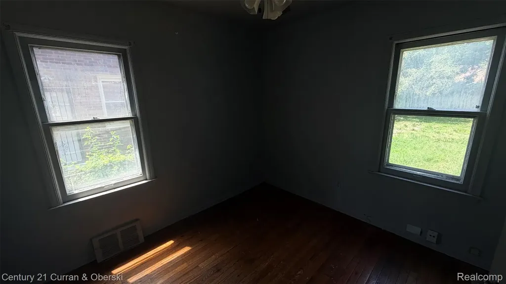 18057 Stansbury Street Detroit City MI 48235