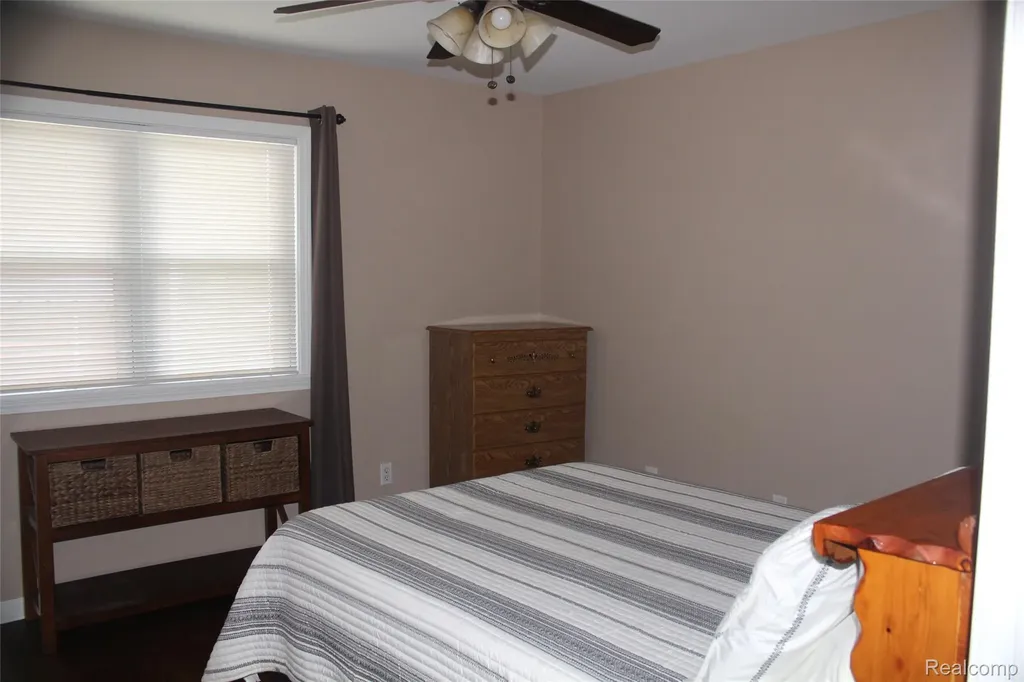 5735 Lake Grove Drive White Lake Charter Township MI 48383