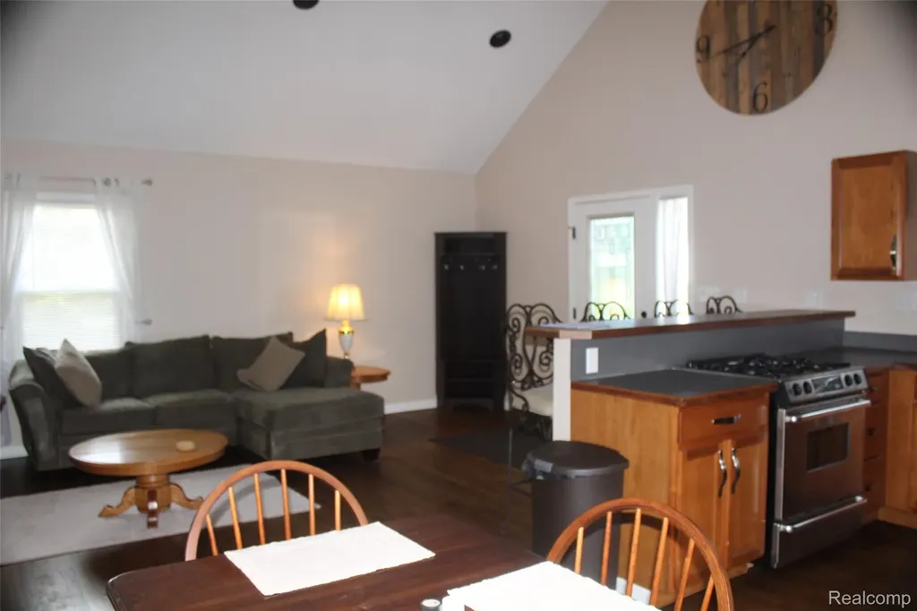 5735 Lake Grove Drive White Lake Charter Township MI 48383