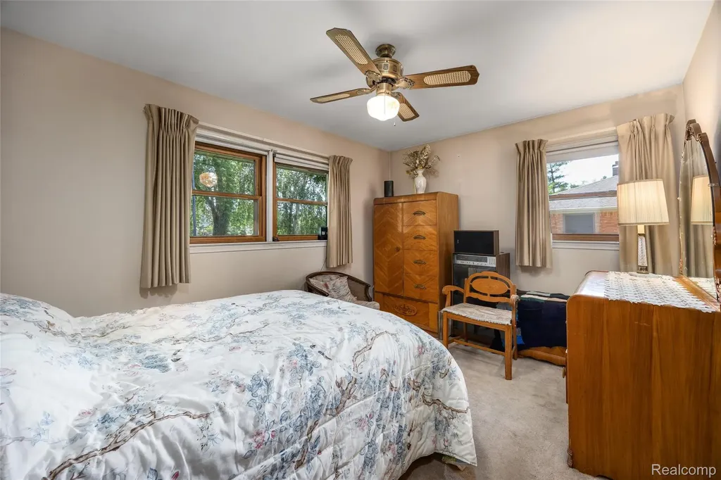 20432 Meridian Road Grosse Ile Township MI 48138