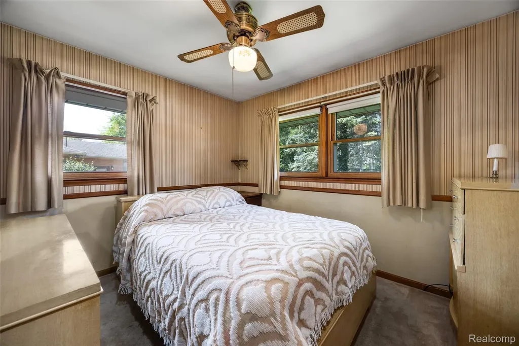 20432 Meridian Road Grosse Ile Township MI 48138