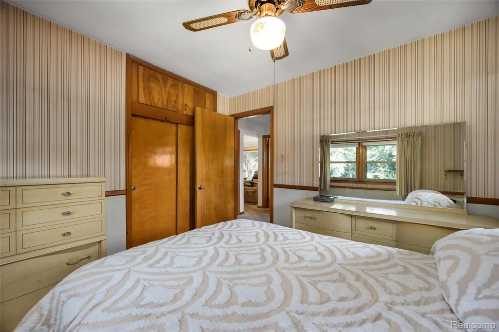20432 Meridian Road Grosse Ile Township MI 48138