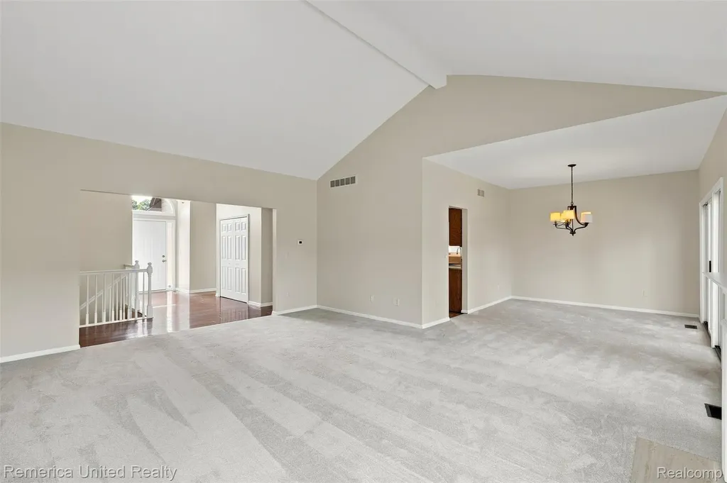 24597 Edgewood Drive Novi City MI 48374