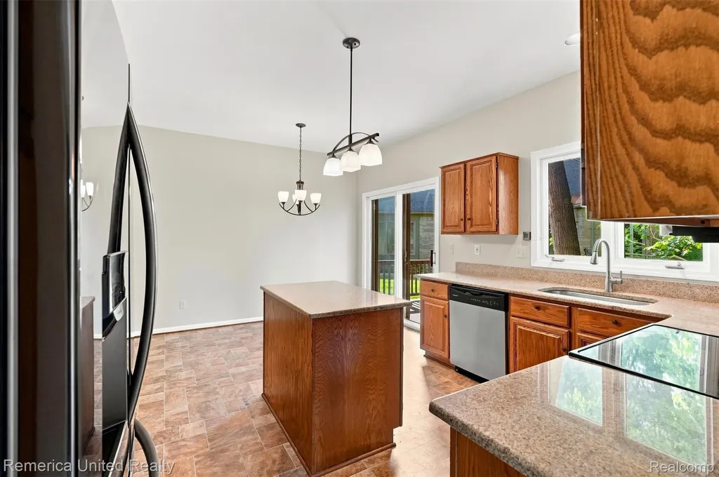 24597 Edgewood Drive Novi City MI 48374