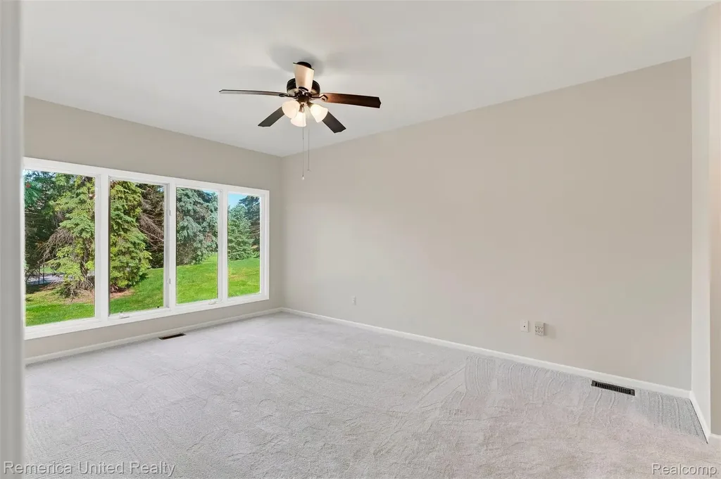 24597 Edgewood Drive Novi City MI 48374