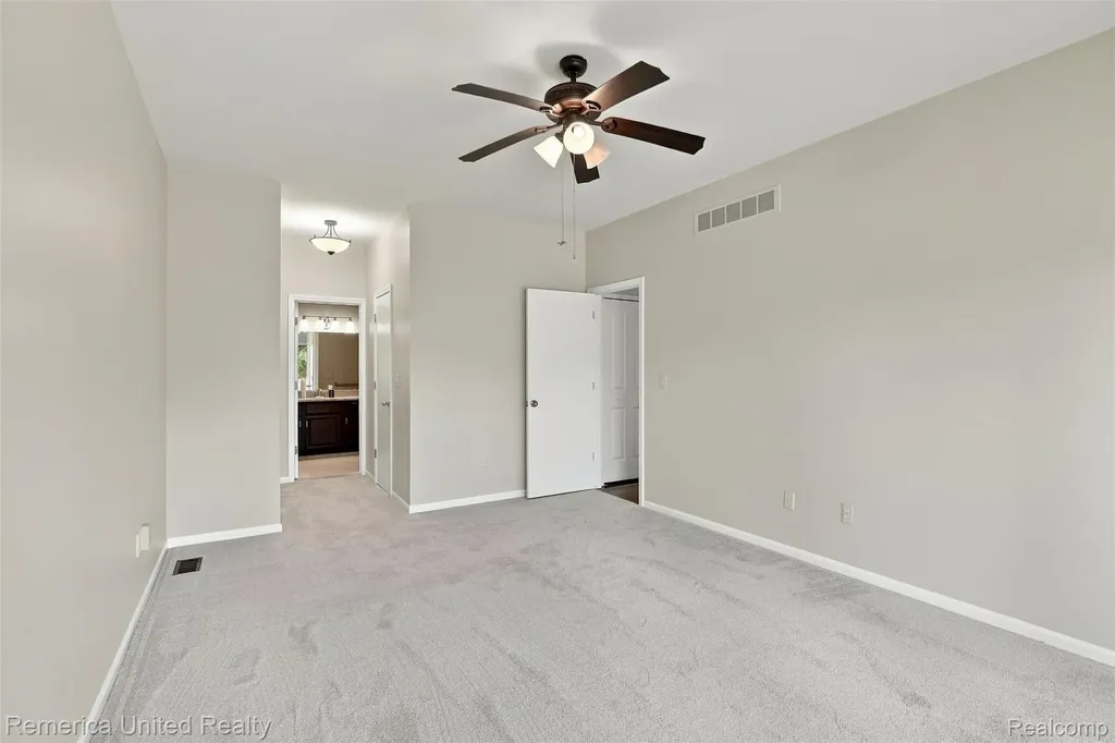 24597 Edgewood Drive Novi City MI 48374