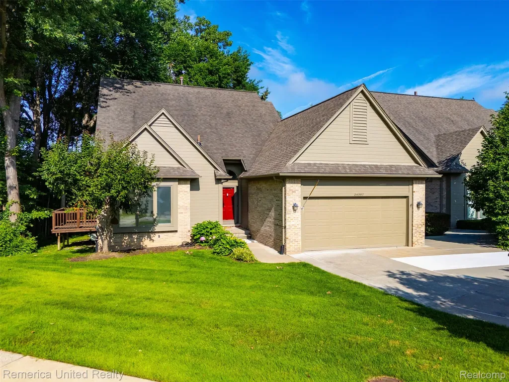 24597 Edgewood Drive Novi City MI 48374