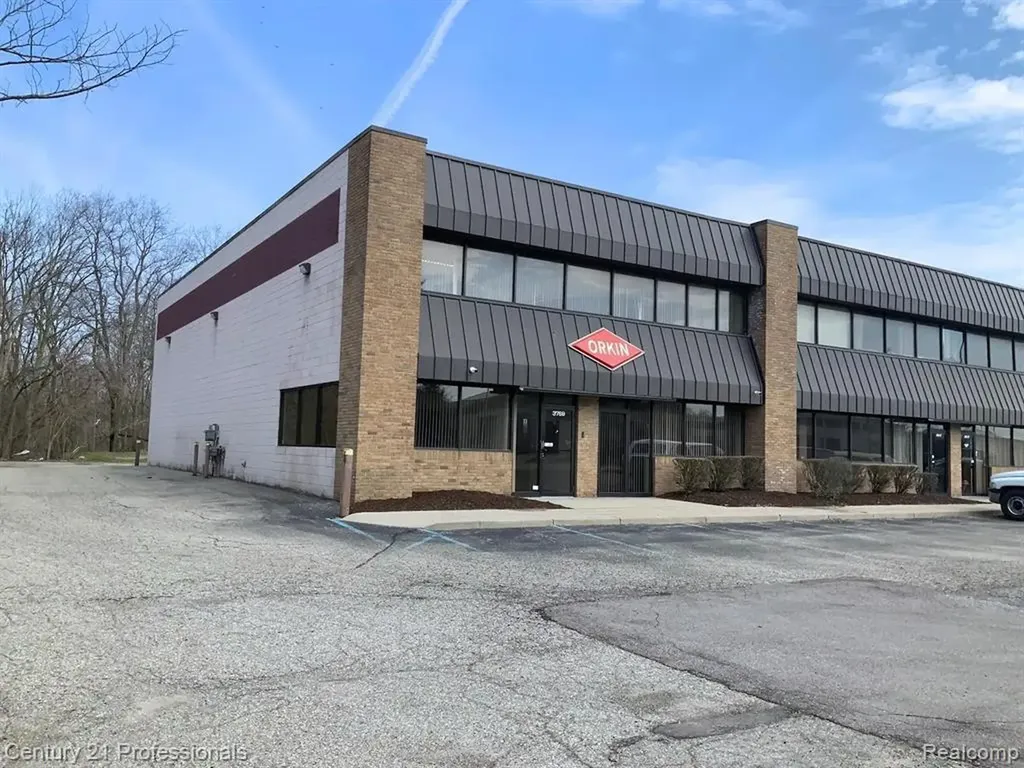 3757 Commerce Court Wayne City MI 48184