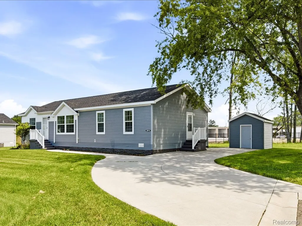 10714 Jean Pierre Site# 37 Court Ira Township MI 48023