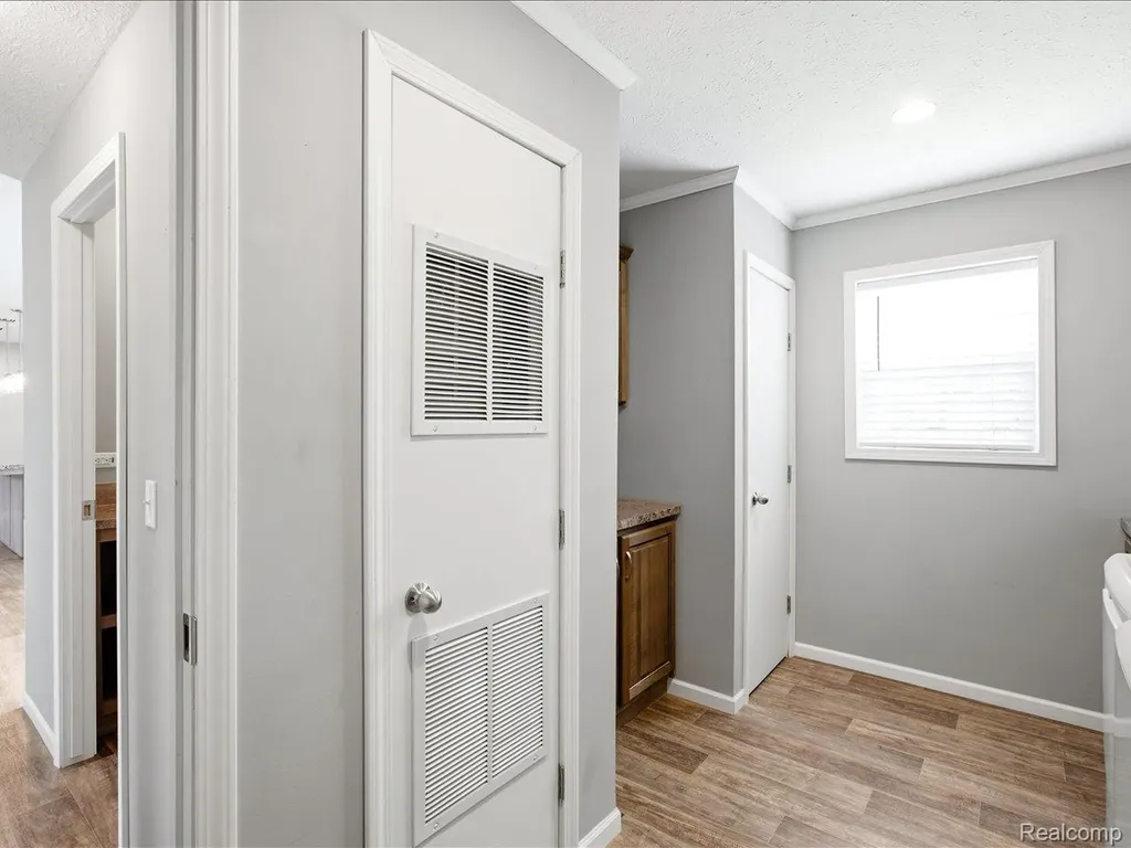 10714 Jean Pierre Site# 37 Court Ira Township MI 48023