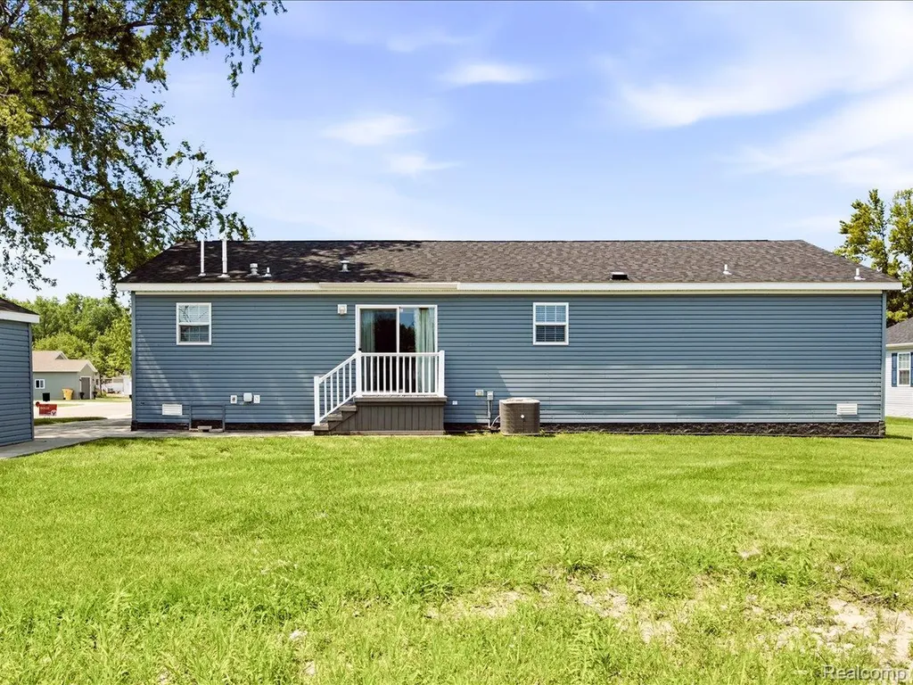 10714 Jean Pierre Site# 37 Court Ira Township MI 48023